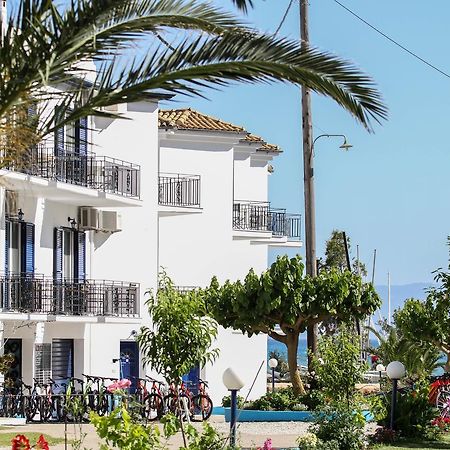Surf Hotel Василики Екстериор снимка